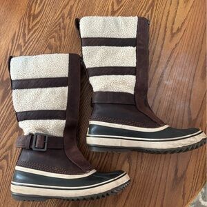 Sorel - Helen of Tundra II boots